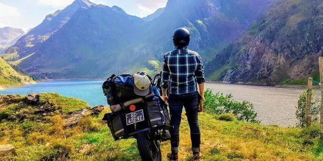 moto sur les routes de montagne