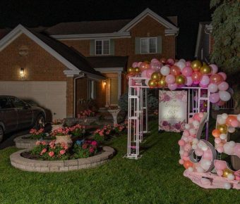 Balloon Architecture Lawn Displays in and around Ottawa are now available.